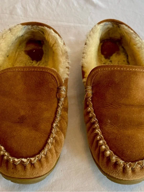 L.L. Bean Chestnut Brown Suede Shearling Moccasins - Picture 1 of 6